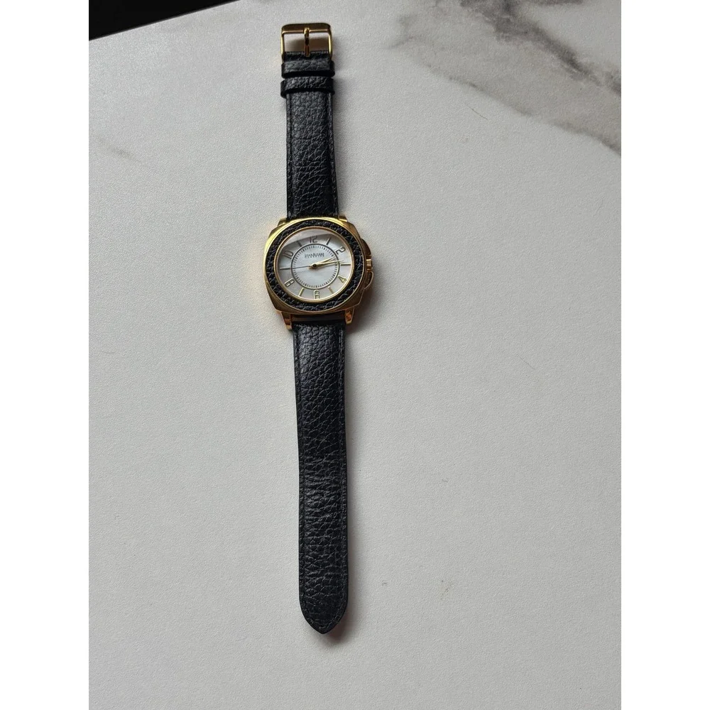 Vintage Joan Rivers Classics‎ Watch Gold Tone Mother of Pearl Dial Black Leather